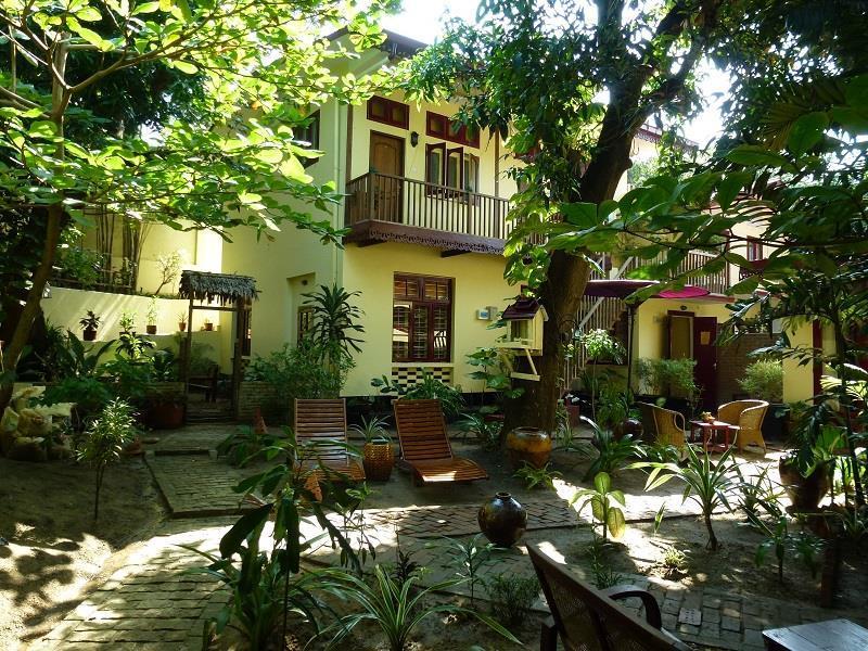 Alamanda Inn, Boutique Hotel And French Restaurant Yangon Exterior foto
