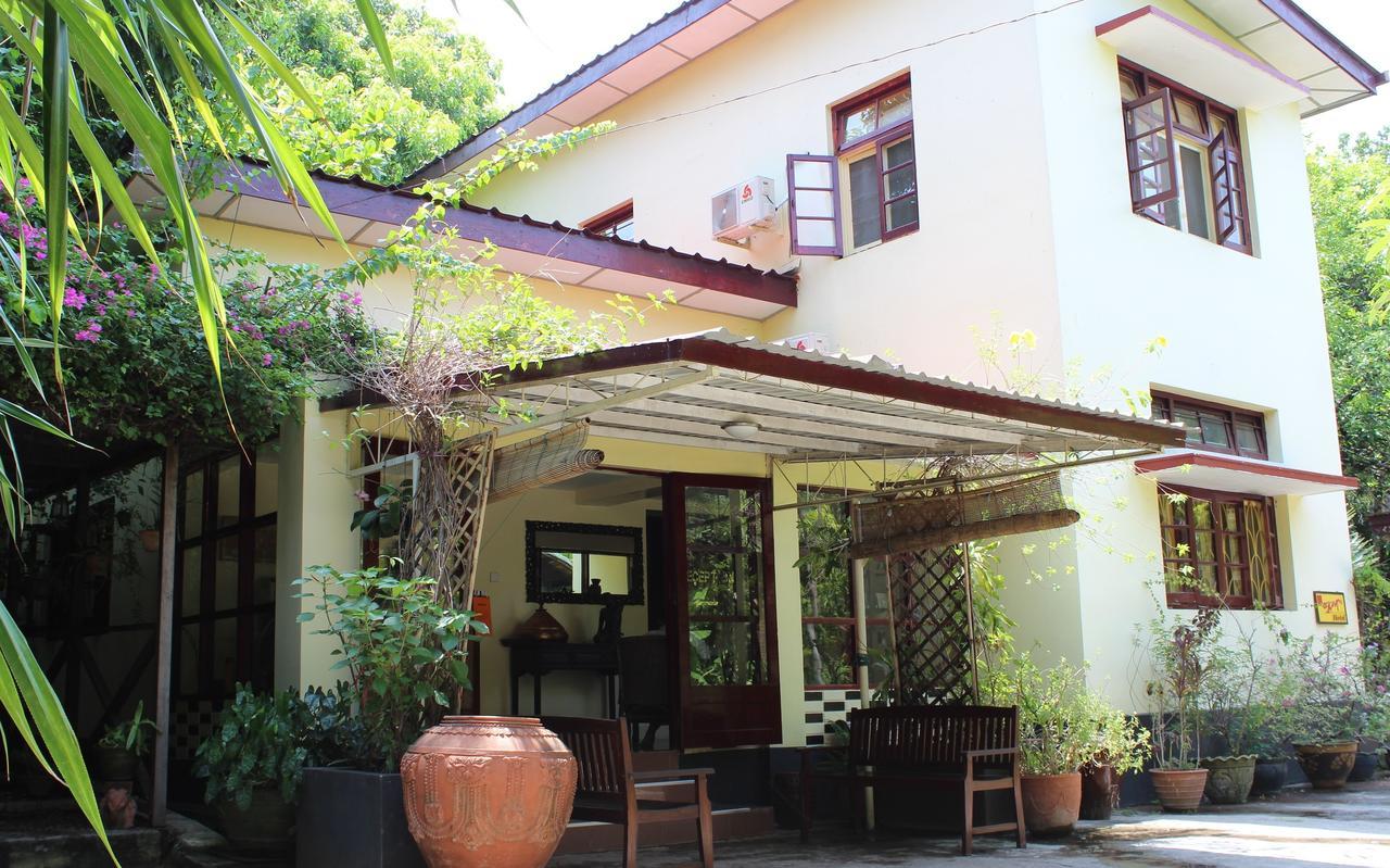 Alamanda Inn, Boutique Hotel And French Restaurant Yangon Exterior foto