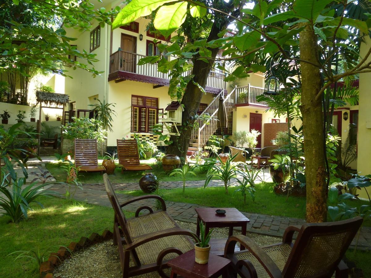 Alamanda Inn, Boutique Hotel And French Restaurant Yangon Exterior foto